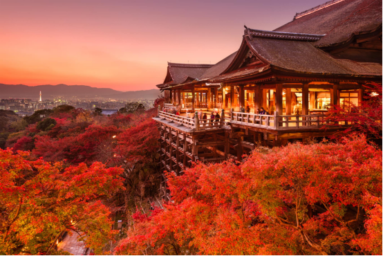 Buddhist architecture in Kyoto: from Kinkaku-ji to Kiyomizu-dera Temple